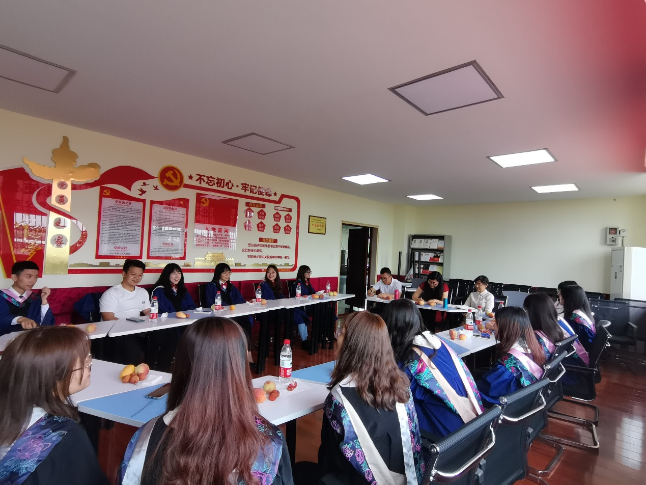 泥石流停顿16秒原视频 泥石流停顿16秒原视频